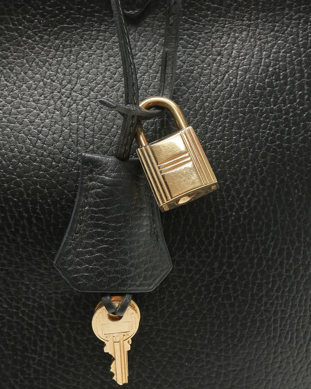 Hermès Birkin 35 Ardennes Bag in Leather from A Retro Tale, photo 9 of 13