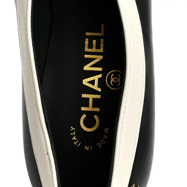 Chanel Pumps 35.5 Black Ivory in Black Lambskin from FASHIONPHILE, photo 7 of 10