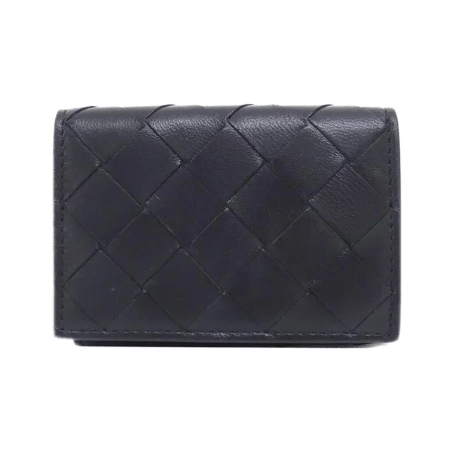 Bottega Veneta Lambskin Wallet in Lambskin from LuxUness