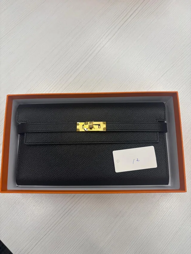 Hermès BK Epsom Kelly Classic Wallet AI 002 HS BK12 in Epsom leather from Luxury Promise