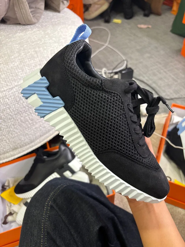 Hermès trainers 37.5 in Silk from Luxury Promise