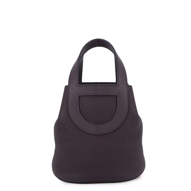 Hermès In the loop Cassis Taurillon Clemence Swift Leather Size 18 in Clemence leather from GALLERY RARE