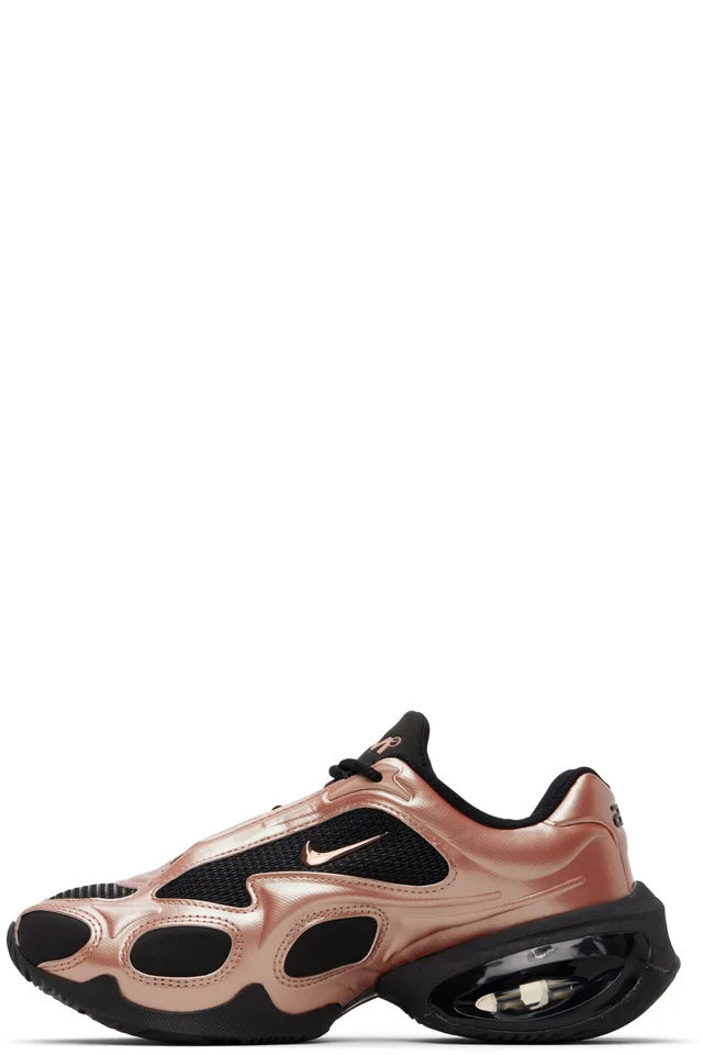 Nike Black & Pink Air Max Muse Sneakers, photo 3 of 5 from SSENSE