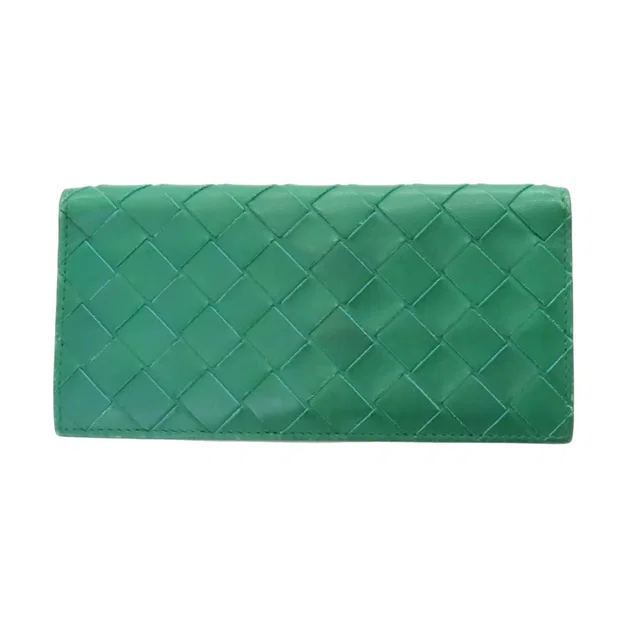 Bottega Veneta Intrecciato Long Wallet Leather Wallet in Woven leather from LuxUness