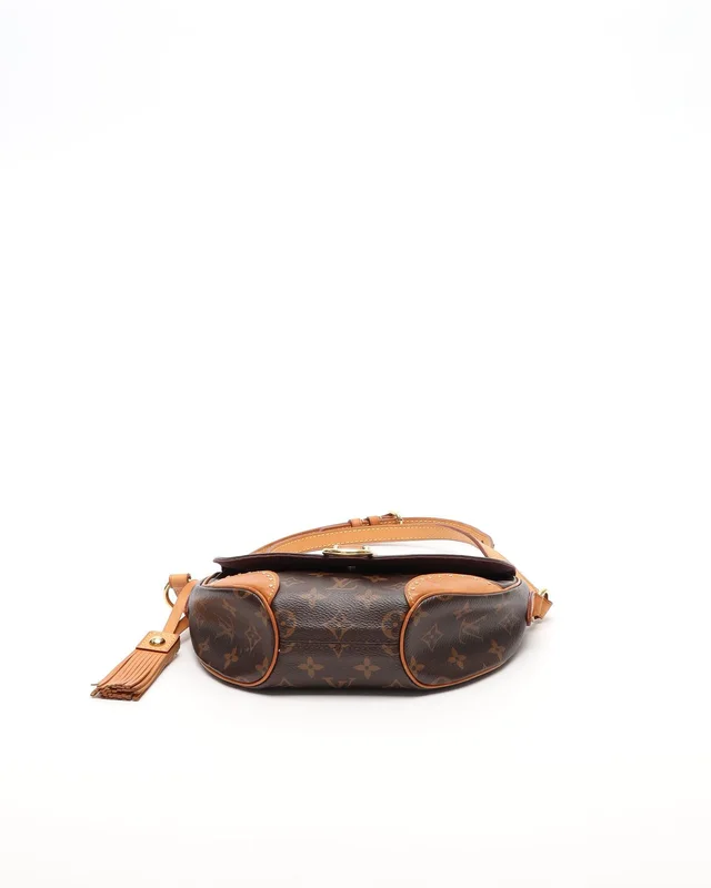 Louis Vuitton Monogram Saint Cloud NM Crossbody Bag in Denim from A Retro Tale, photo 7 of 9