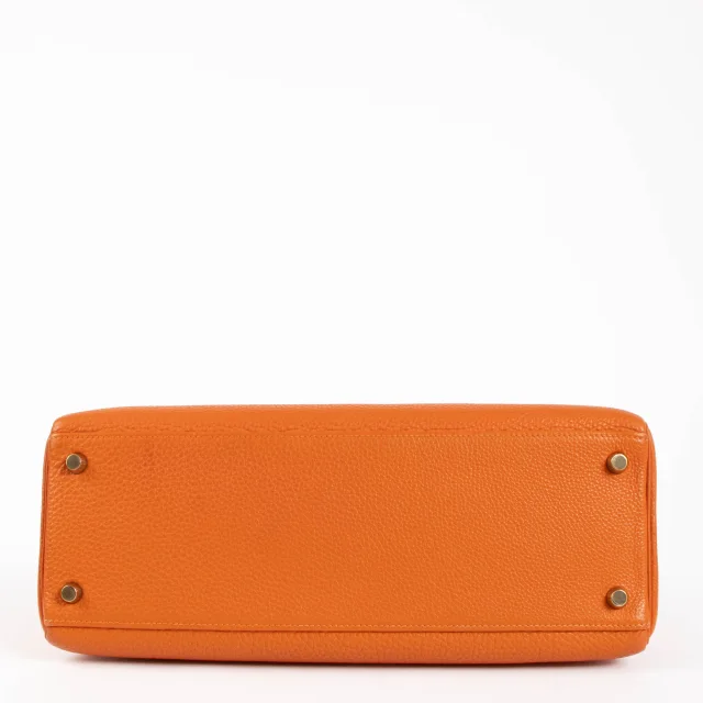 Hermès Kelly 32 Orange Togo GHW in Orange Togo leather from Labellov, photo 6 of 18