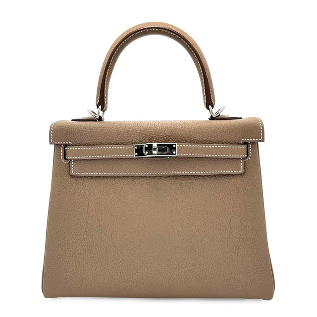 Hermès Kelly 25 in Etoupe Togo with PHW in Taupe Togo leather from Luxury Promise