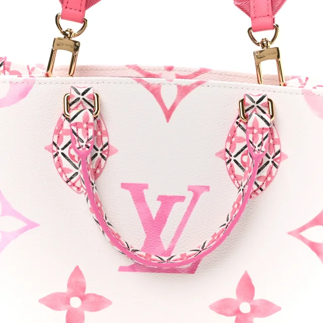 Louis Vuitton Monogram Giant By The Pool 2.0 Onthego PM Pink in Pink Canvas from FASHIONPHILE, photo 7 of 10