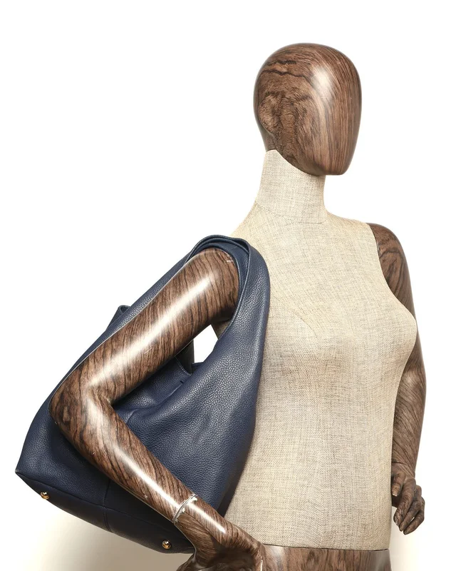 Loewe Kalie Tote Bag in Caviar leather from A Retro Tale, photo 10 of 10