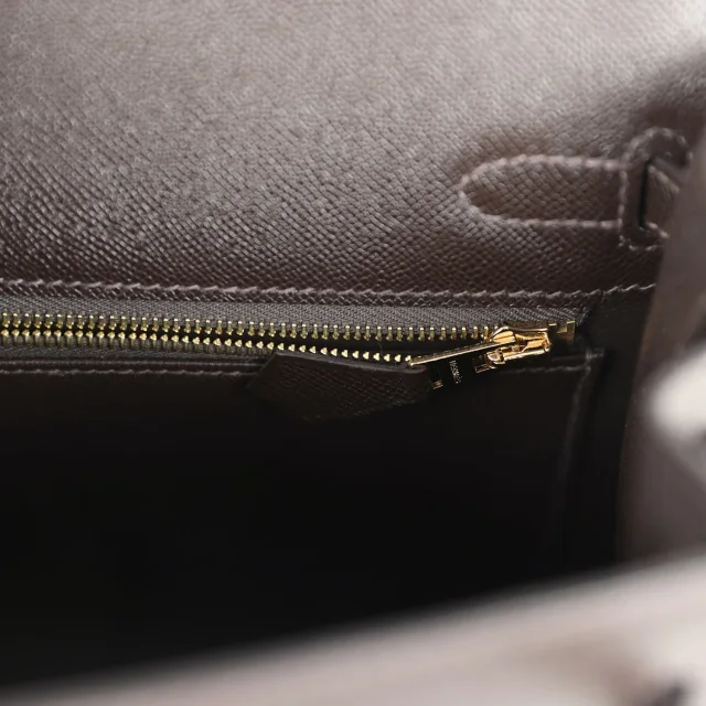 Hermès Kelly Sellier 25 Bai Brun Madame Gold Hardware in Goatskin from Madison Avenue Couture, photo 9 of 9