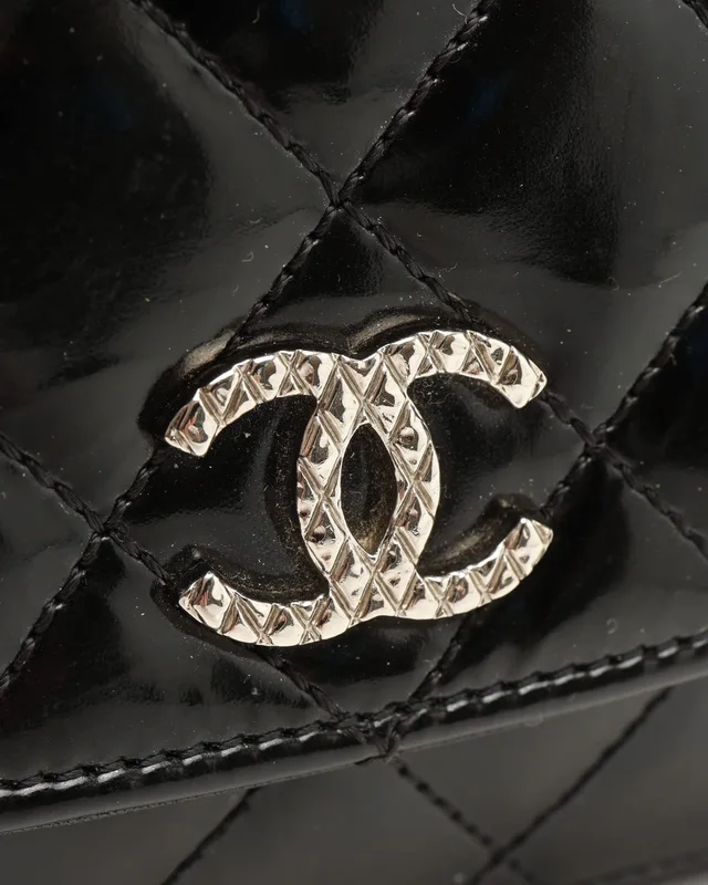 Chanel Brilliant CC Patent Wallet On Chain Bag in Patent leather from A Retro Tale, photo 6 of 11