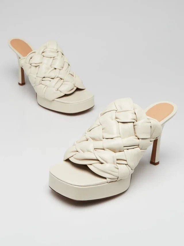 Off White Woven Lambskin Leather BV Board Sandals Size 10/40.5 in White Lambskin from Yoogis