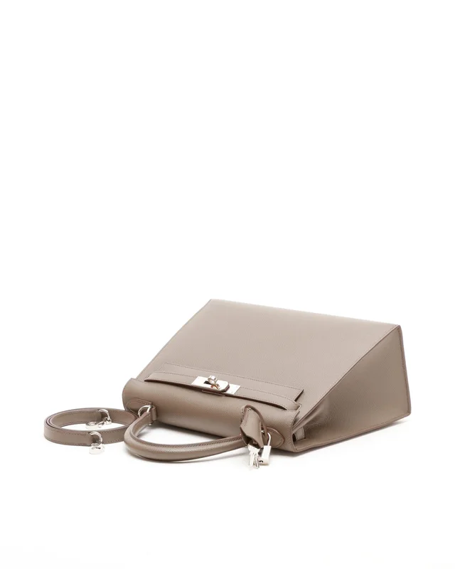 Hermès Kelly II 28 Sellier Etain Epsom Bag in Taupe Epsom leather from A Retro Tale, photo 5 of 11