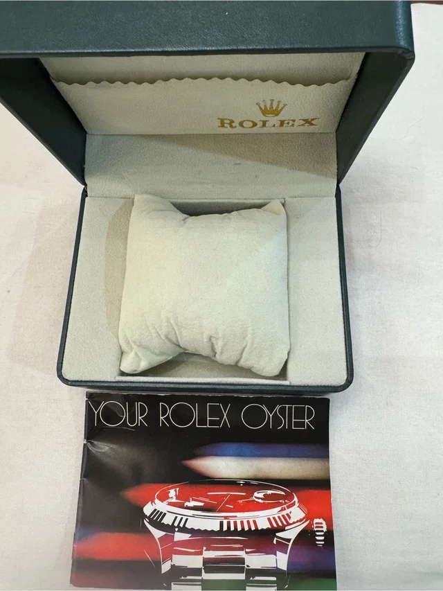 Watch Box With Rolex Oyster Booklet in green Leather from Poshmark