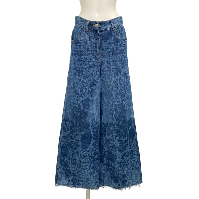 Chanel Jeans S Blue Denim Camellia Floral Pattern Cotton in Blue Denim from The Reluxe