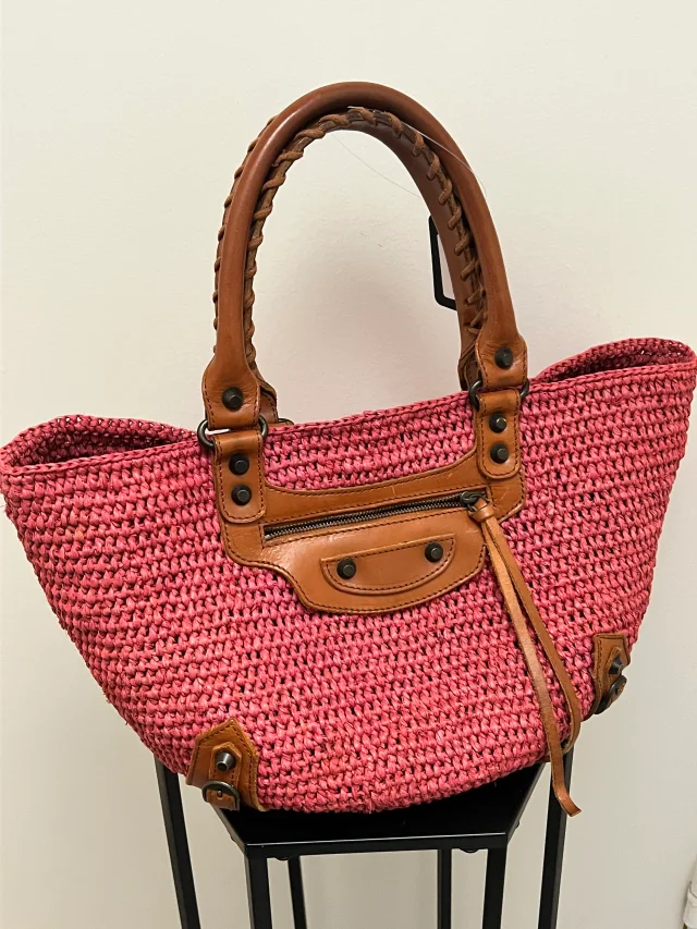 BLC01 Balenciaga raffia beach bag in Raffia from Luxury Promise