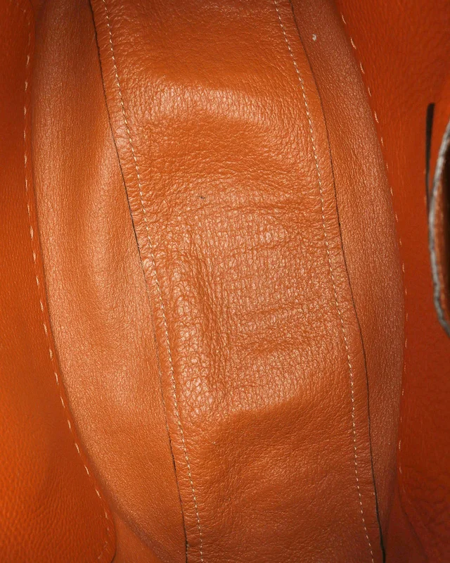 Fendi Selleria Hobo Bag in Leather from A Retro Tale, photo 7 of 8