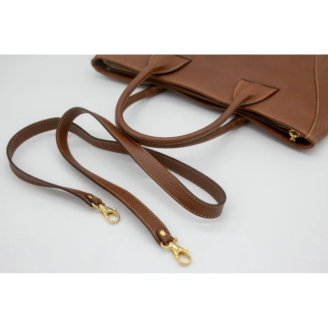 Loewe Women's Tote bags - Brown in red|brown from Depop, photo 7 of 8