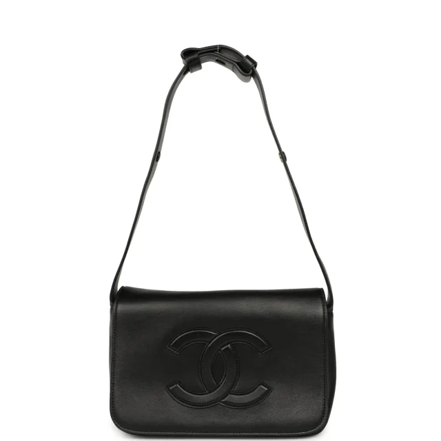Chanel CC Messenger Bag Black Lambskin Gold Hardware in Black Lambskin from Madison Avenue Couture, photo 7 of 10