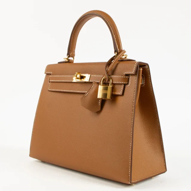 Hermès Kelly 25 Gold Epsom GHW in Gold Epsom leather from Labellov, photo 4 of 5