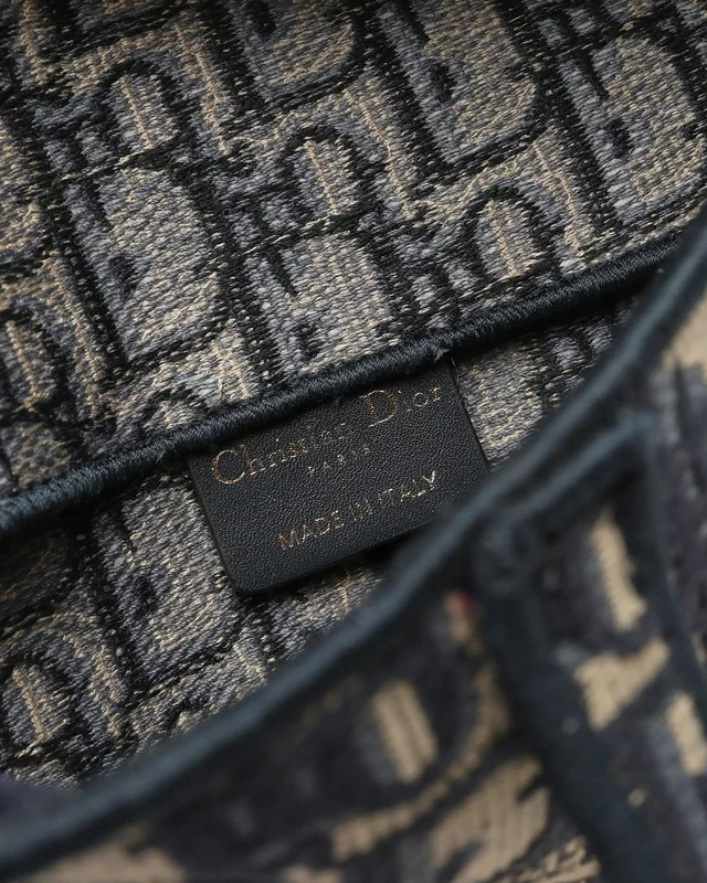 Dior Oblique Slim Saddle Belt Pouch from A Retro Tale, photo 7 of 8