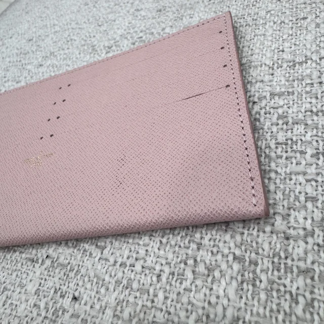 Louis Vuitton Felicie Long Card Holder in grained calfskin from Reowned, photo 4 of 4