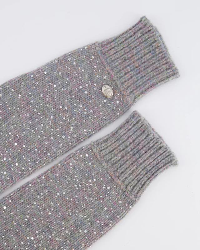 Chanel Grey and Multi-Colour Wool Knitted Long Mitten Gloves with Silver Sequin Embellishments Size M in Grey Wool from Sellier, photo 3 of 5