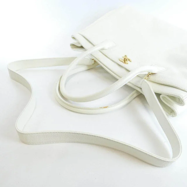 Chanel Executive Line Calf Handbag in White Calfskin from LuxUness, photo 5 of 10
