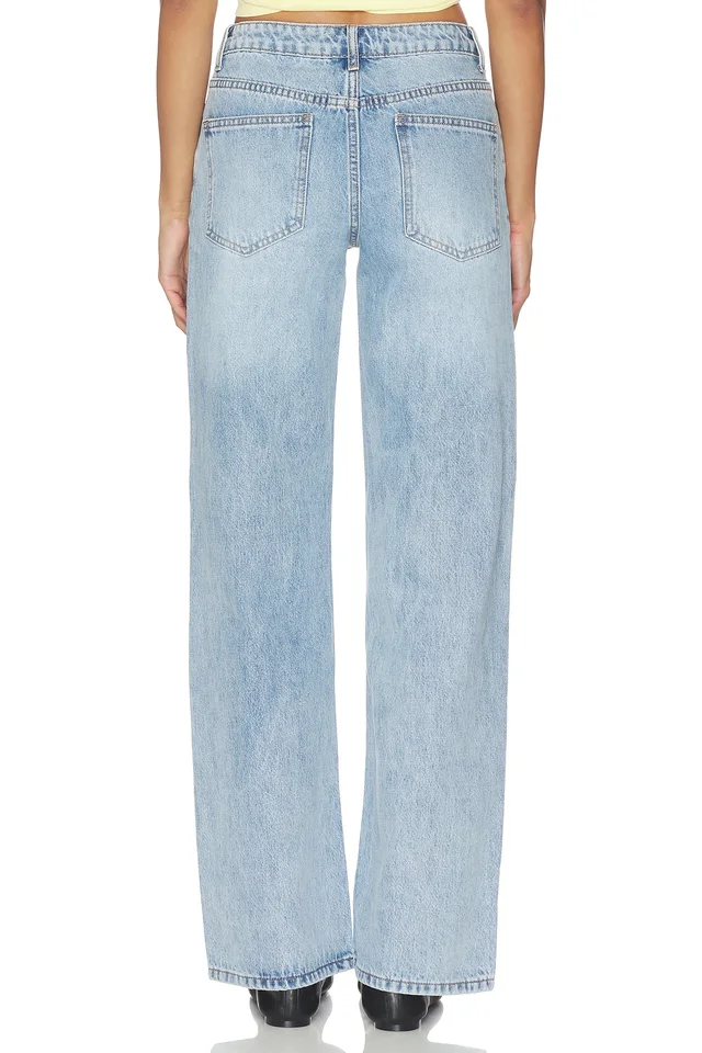 ALL THE WAYS Wynter Jean in Light Blue Wash, photo 4 of 6 from REVOLVE (Canada)