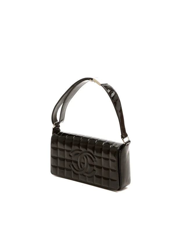 Chanel CC Choco Bar East West Bag in Patent leather from A Retro Tale, photo 2 of 8