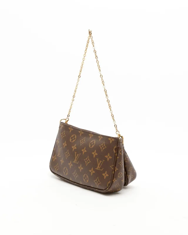 Louis Vuitton Multi Pochette Accessoires Bag in Coated canvas from A Retro Tale, photo 3 of 8