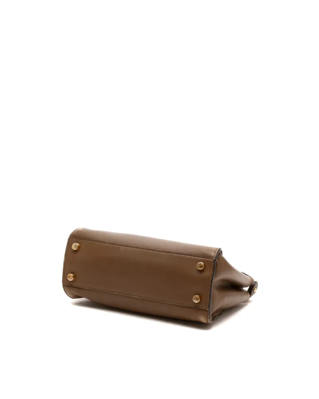 Fendi Small Peekaboo Bag in Leather from A Retro Tale, photo 5 of 12