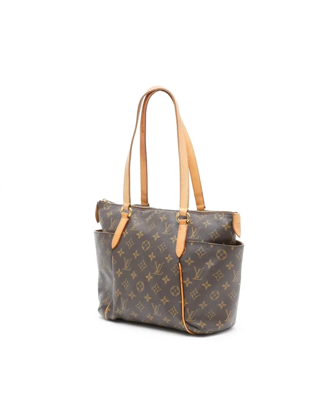 Louis Vuitton Monogram Totally PM Bag in Coated canvas from A Retro Tale, photo 2 of 11