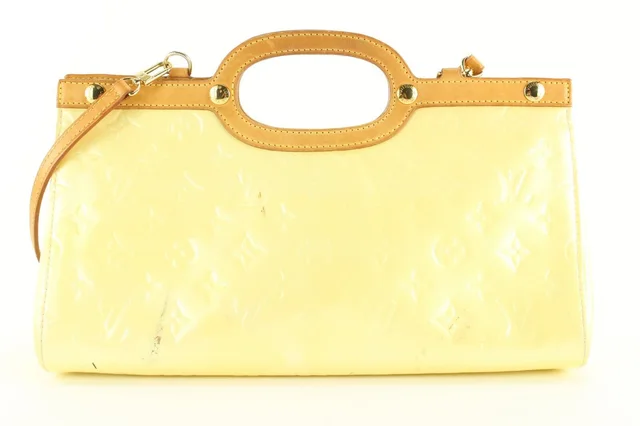 Louis Vuitton Perle Monogram Vernis Roxbury Drive in Leather from Bagriculture