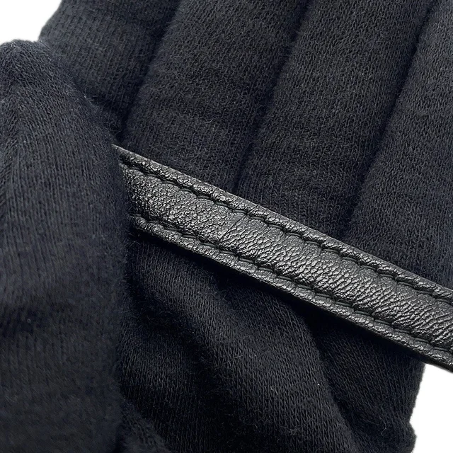Chanel Matelasse phone case Black Lambskin in Black Lambskin from GALLERY RARE, photo 13 of 17