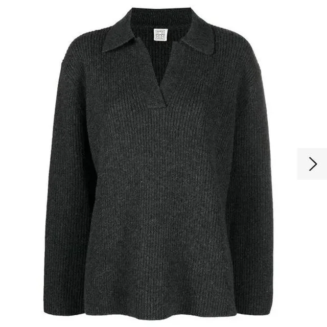TOTEME Women's Sweater - Black/Grey - 28D in black|gray from Depop, photo 2 of 3