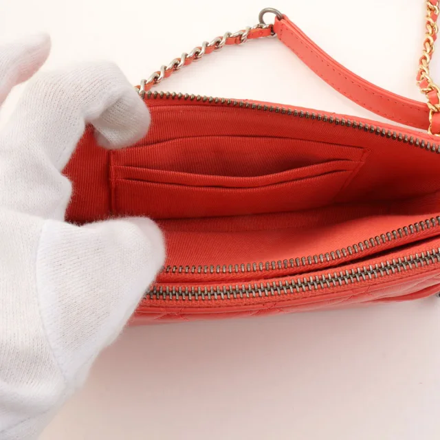 Gabrielle de Chanel Chain Shoulder Bag Mini, salmon pink, manufactured around 2018 in Pink Calfskin from VINTAGE QOO TOKYO, photo 7 of 13