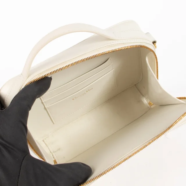 Dior White Macrocannage Calfskin Caro Box Bag in White Calfskin from Labellov, photo 6 of 7