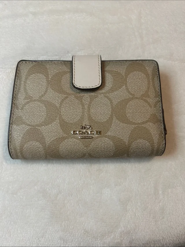 Coach Khaki And Chalk Signature Snap Wallet in brown|white|red Canvas from Poshmark, photo 1 of 1