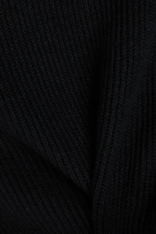 Joseph Ribbed Linen-Blend Skirt in Black, photo 4 of 4 from THE OUTNET