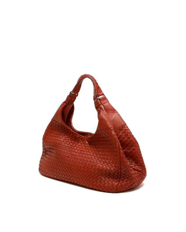 Bottega Veneta Intrecciato Campana Bag in Woven leather from A Retro Tale, photo 2 of 8