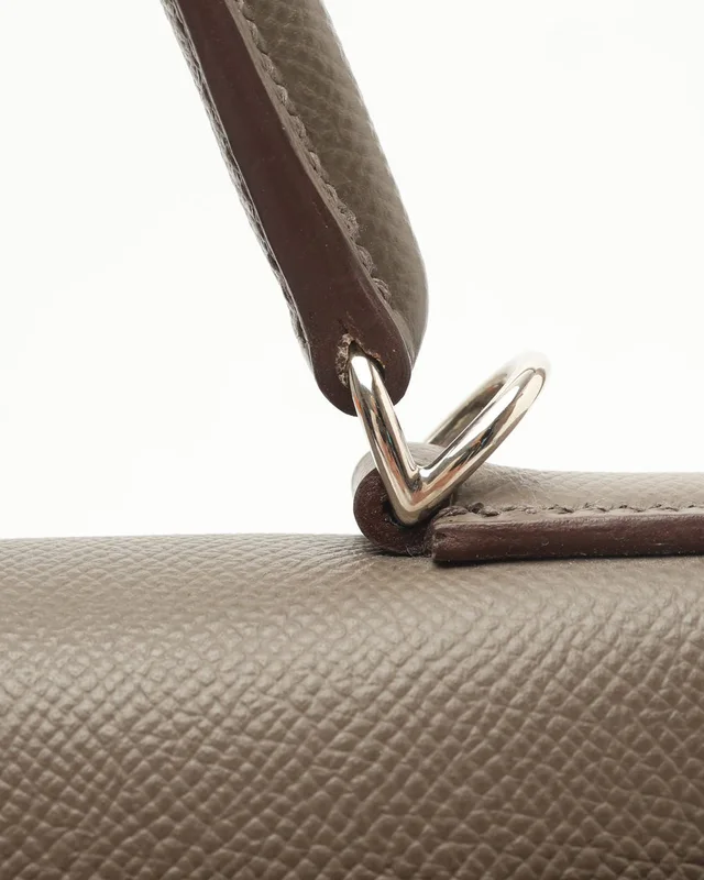 Hermès Kelly II 28 Sellier Etain Epsom Bag in Taupe Epsom leather from A Retro Tale, photo 7 of 11