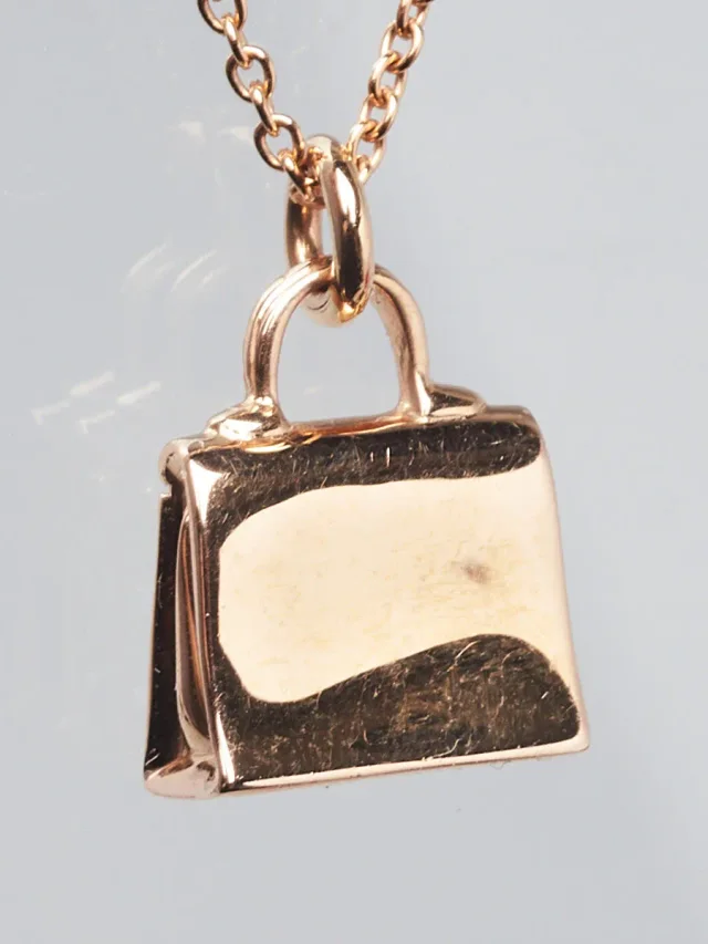 Hermès 18k Rose Gold and Diamond Kelly Pendant in Pink from Yoogis, photo 7 of 8