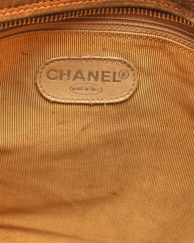 Chanel CC Chain Bag in Suede from A Retro Tale, photo 7 of 12