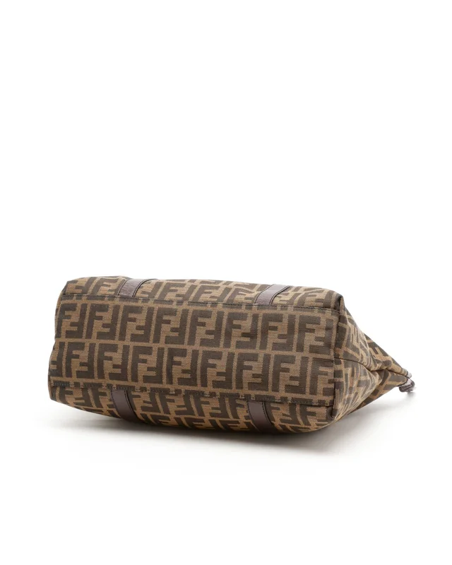 Fendi Zucca Tote Bag in Canvas from A Retro Tale, photo 4 of 7
