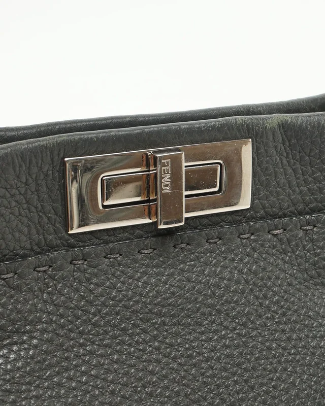 Fendi Large Peekaboo Bag in Leather from A Retro Tale, photo 6 of 13