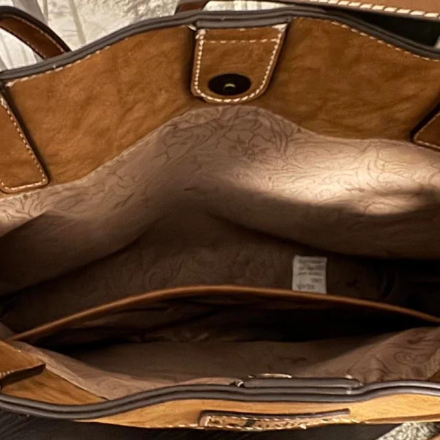 Judith Leiber Women's Tote bags - Brown/Multi in multicolor|brown|red from Depop, photo 3 of 3