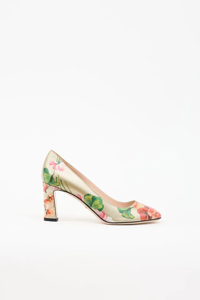 Gucci Leather Blooms Pump in Leather from VSP Consignment