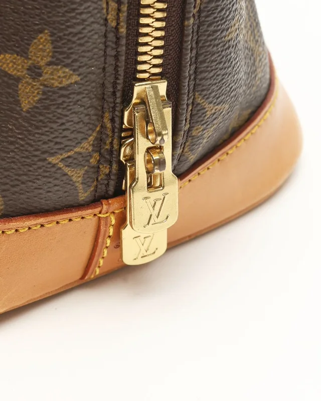 Louis Vuitton Monogram Alma Handbag Pm Handbag from A Retro Tale, photo 7 of 15