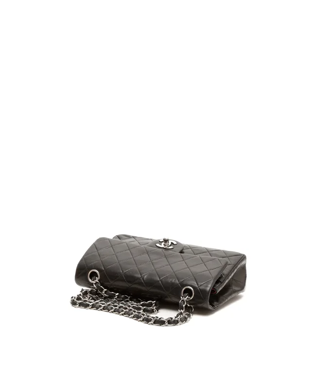Chanel Classic Small Double Flap Bag in Leather from A Retro Tale, photo 4 of 11